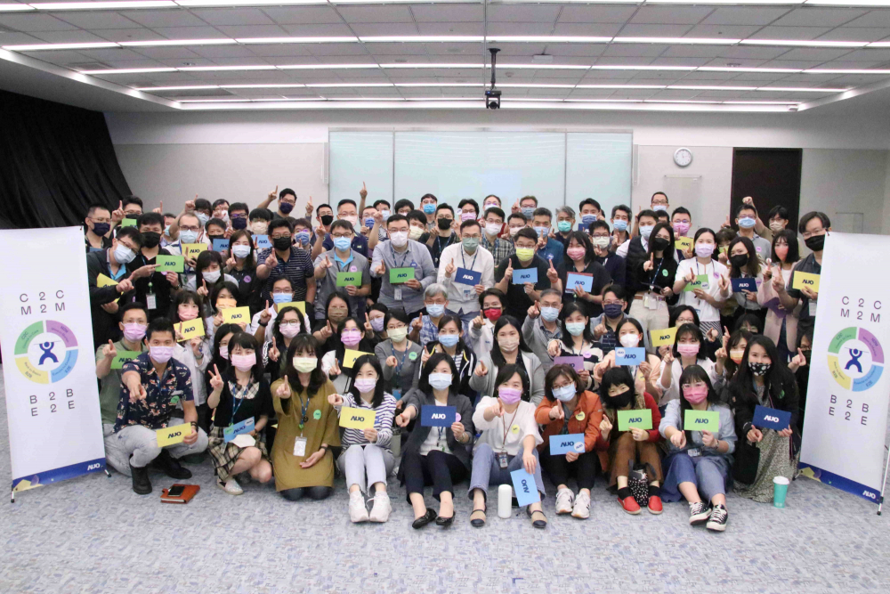 友達提供全球及集團輪調機會，支持同仁持續進修學習，致力為專業人才打造友善多元的職場環境