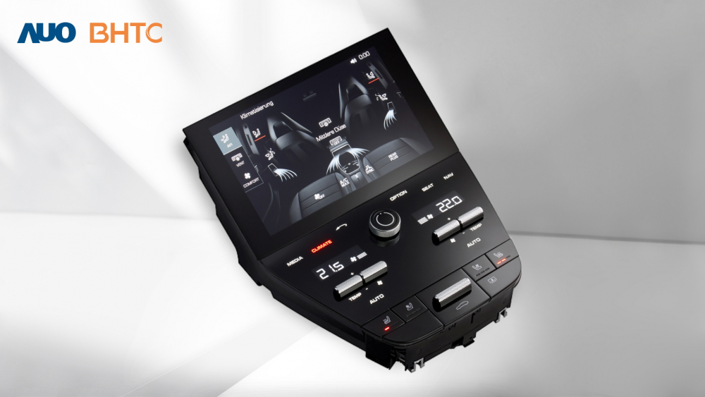 作為友達新生力軍，BHTC所展示的中央與後座鞍部的Display HMI產品，可處理多區恆溫控制、顯示畫面，呈現仿真3D車室分區；以力傳感技術精準傳遞觸感，並結合音量及震動反饋，防止意外啟動，提供使用者自然流暢、直觀且輕鬆駕馭的舒適介面