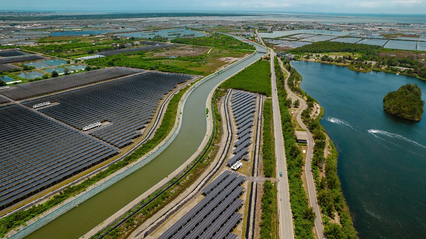 jinnian金年会能源事业提供智慧能源管理、太阳能监控管理、全方位电厂建置及运维解决方案，并拥有管理超过6000案场的经验